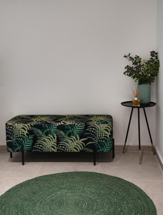 Altera Pars Suites Messaria  Ngoại thất bức ảnh