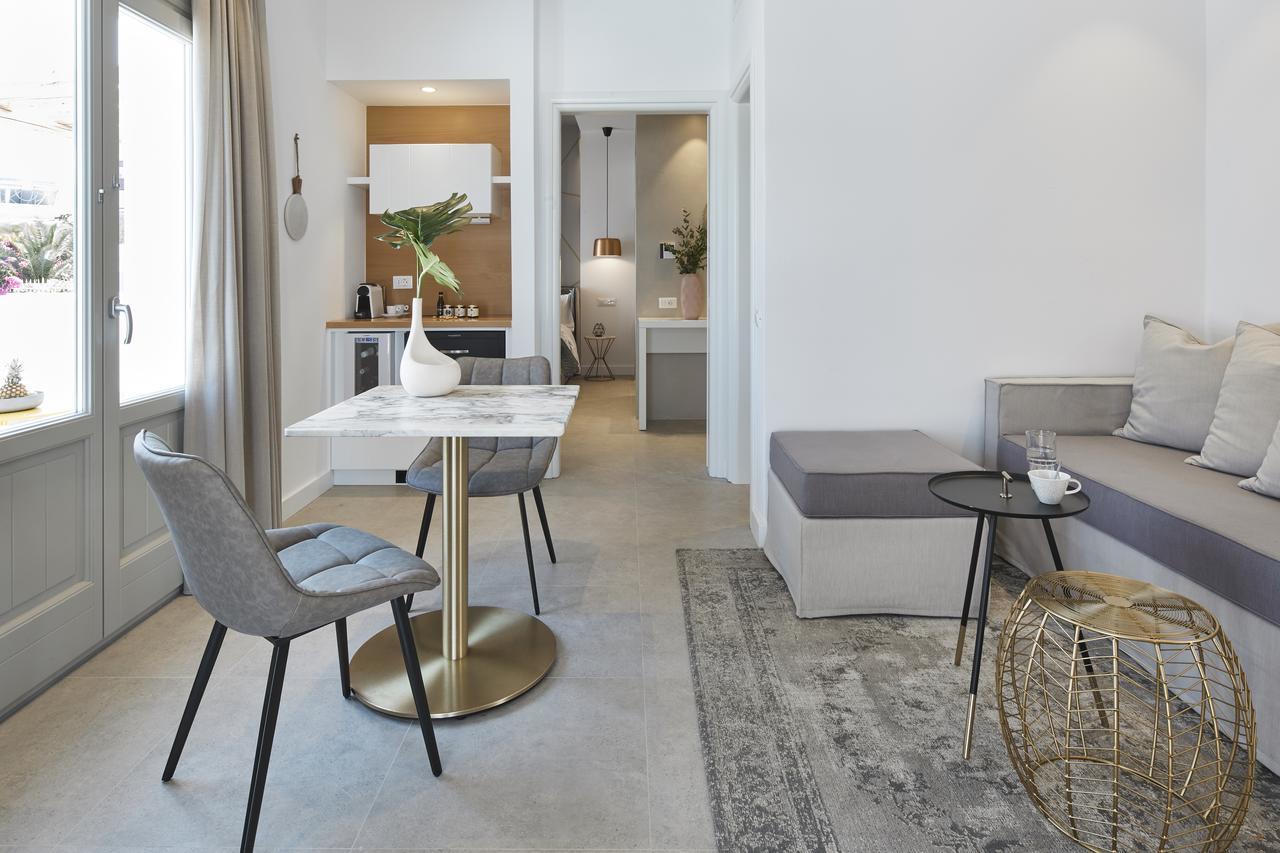 Altera Pars Suites Messaria  Ngoại thất bức ảnh